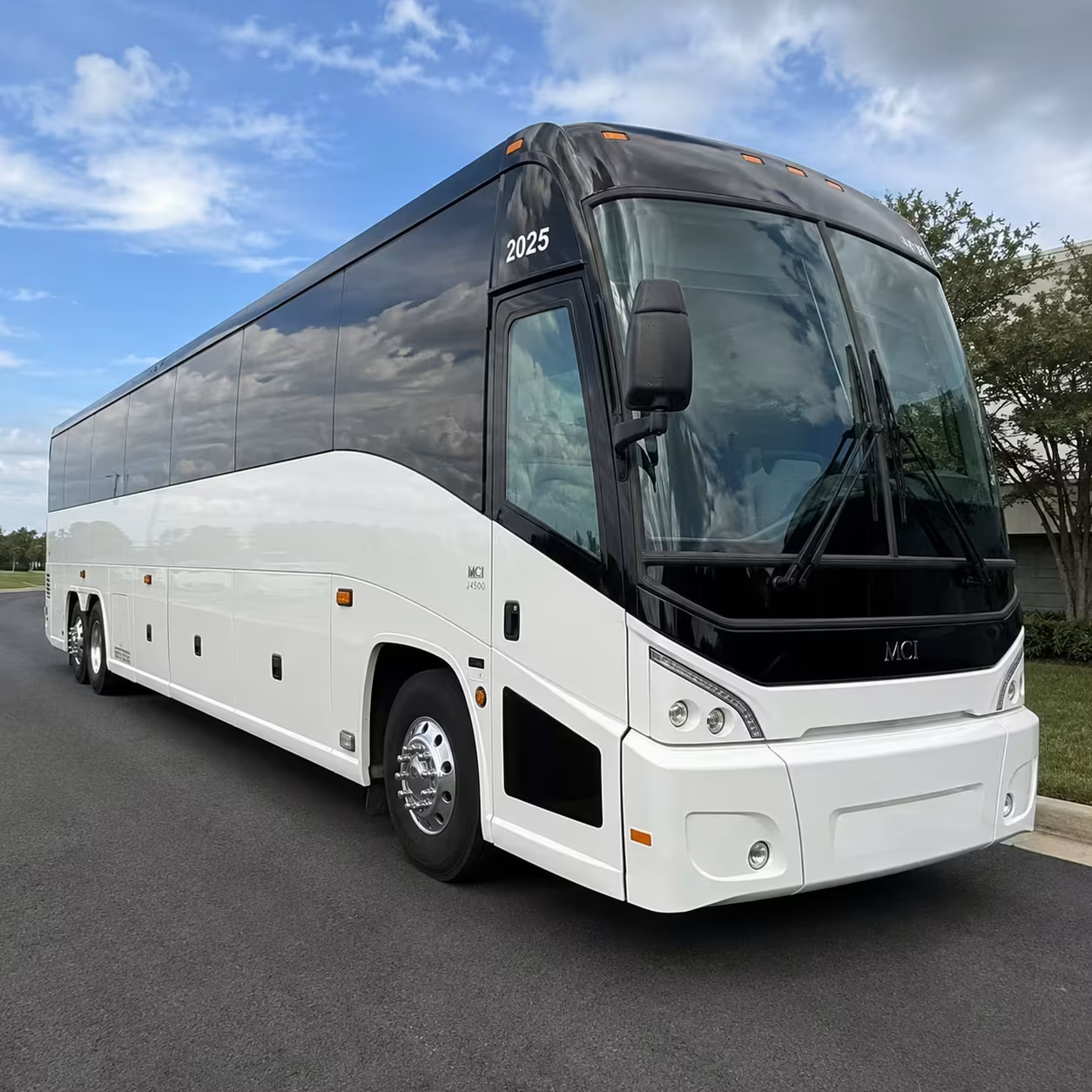 charter bus rentals for hesperia corporate events and conferences