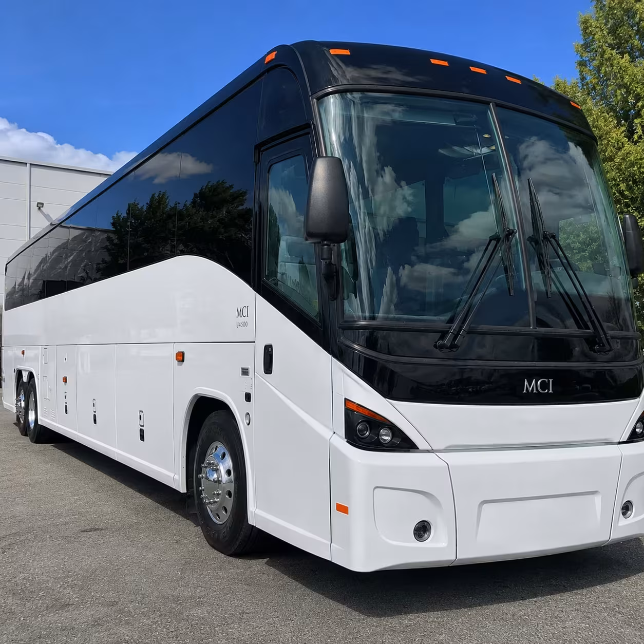 construction worker bus rentals for hesperia job sites