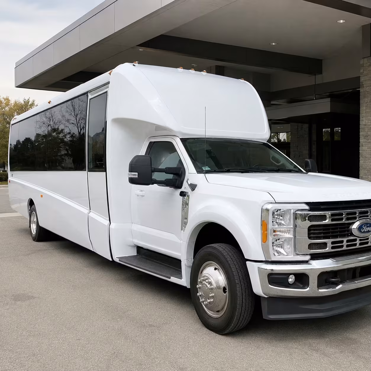 hesperia minibus rentals for museum and history field trips